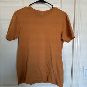 Uniqlo Lightweight Tee